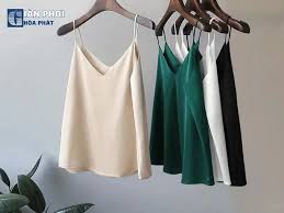 Cẩm Nang Chi Tiết Về Cách Giặt Và Bảo Quản Váy Ngủ Lụa Satin Không Bị Xước Từ Chuyên Gia